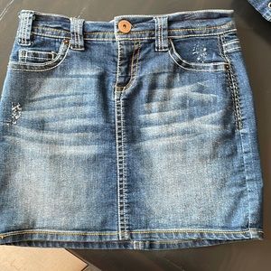 Blue epic, Jean mini skirt, size 2